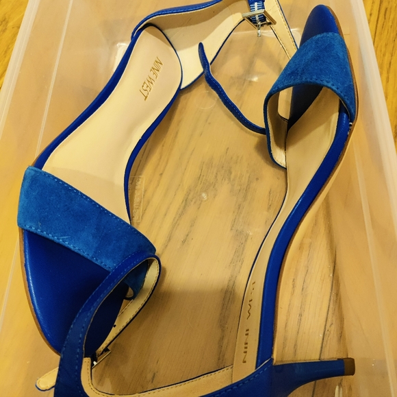 New nine West strappy open toe kitten heels - Picture 2 of 6